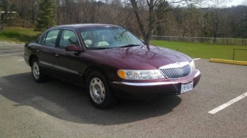 2000 lincoln continental base sedan 4-door 4.6l --one owner. only 54,000 miles