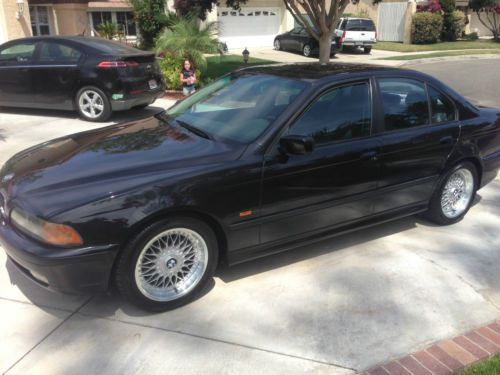 2000 bmw 528i one owner, low miles, no accidents, non smoker, no pets