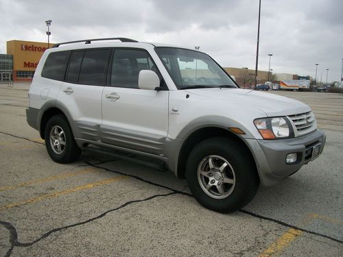 2002 mitsubishi montero limited 4x4 suv / leather / sunroof / 3rd row seating!