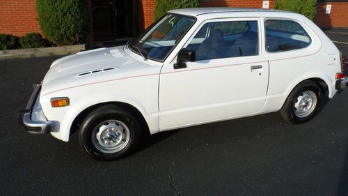 No reserve auction! highest bidder wins! check out this classic little honda!!