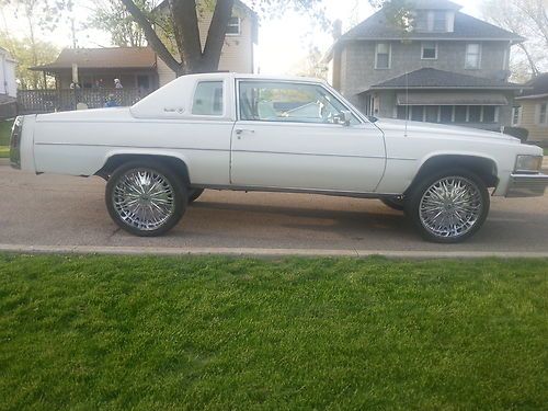 1979 cadillac coupe deville priced to sell!!!!! 23" dub rims, new interior