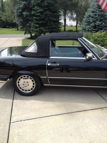 86 mercedes 560 sl convertible with hardtop excellent condition
