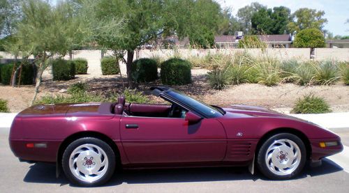 Z25  40th anniviversary ruby,  32,735 miles......convertible