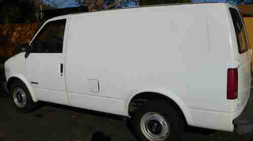 LOW MILEAGE 1995 CHEVROLET ASTRO COMMERCIAL CARGO VAN WHITE ONLY 121K MILES!, US $1,895.00, image 2