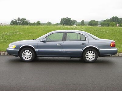 1999 98 00 01 02 lincoln continental non smoker two owner low miles no reserve!