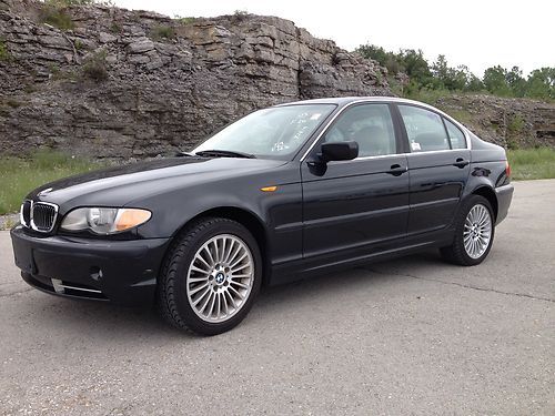 2003 bmw 330xi premium sedan 4-door 3.0l loaded 5-speed clean carfax!! no res!