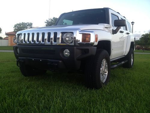 2007 hummer h3 6-passenger!! low miles! 1-owner! dvd leather rearcam loaded