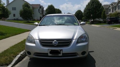 2002 nissan altima s sedan 4-door 2.5l