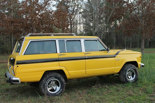 Jeep grand wagoneer, 2 for 1 special. old school muscle