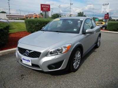 C30 automatic 2.5l 21 mpg city 29 mpg hwy hatchback clean reliable fun