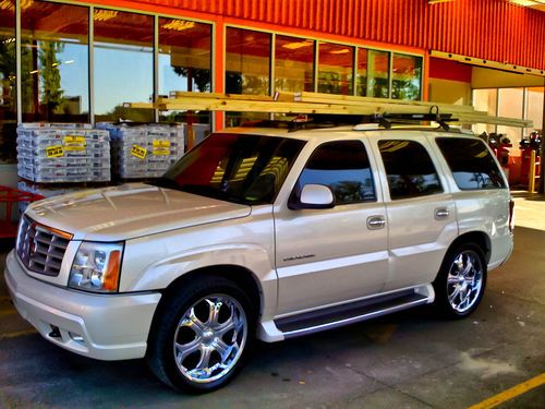 Cadillac escalade 2003 pearl white 3rd row bose fully loaded power everything