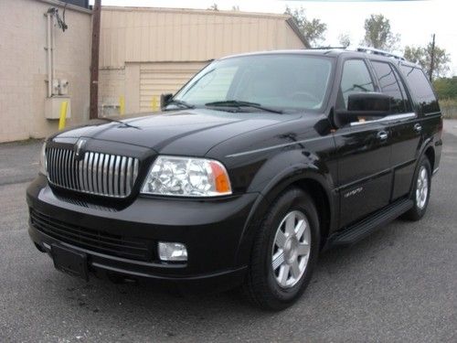 2005 lincoln navigator luxury 4x4 suv 7 pass 3rd row seats t.v dvd entertainment