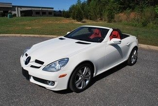 2010 slk 300 roadster white/red 22k miles like new in and out low reserve