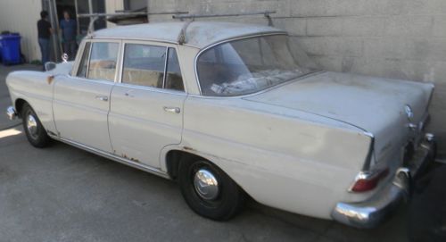 Classic mercedes 190d (1964)