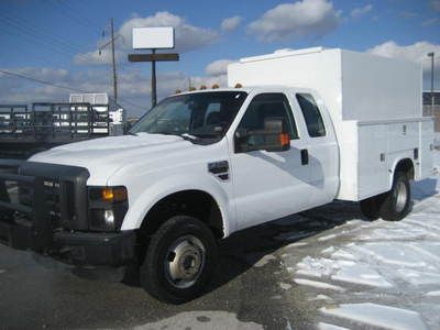 2009 ford f-350 super cab 4x4 - covered utility - v10