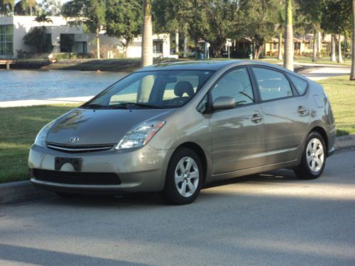 2008 toyota prius hibrid clean non smoker accident free nust sell no reserve!!!
