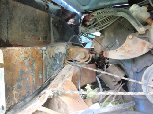 1958 Ford Fairlane 500 Barn find. Great project, Auto trans.  NO RESERVE, image 18