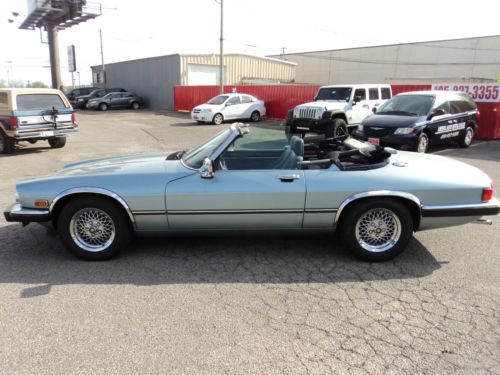 Jaguar xjs base convertible 2-door 5.3l 1990