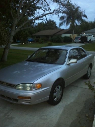 1995 toyota camry le coupe 2-door 2.2l