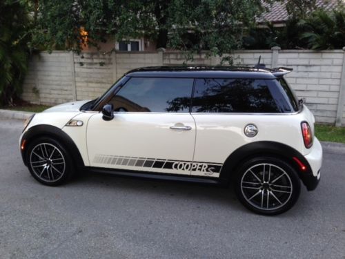 2009 mini cooper s loaded with low miles