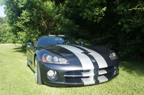 2006 dodge viper srt-10 coupe 2-door 8.3l