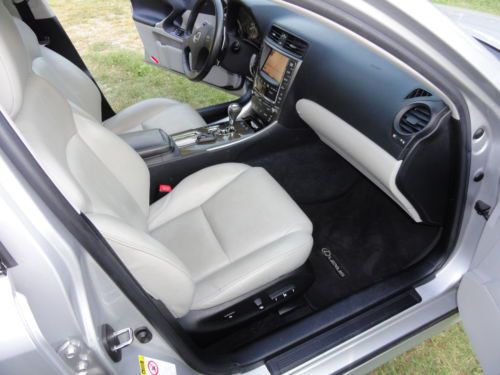 2010 Lexus IS350 Base Sedan 4-Door 3.5L, image 7