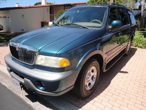 1998 lincoln navigator 4x4 loaded 5.4l eng leather california suv zero rust xlnt