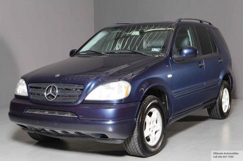 2001 mercedes benz ml320 awd sunroof heat seat leather cd alloys clean !