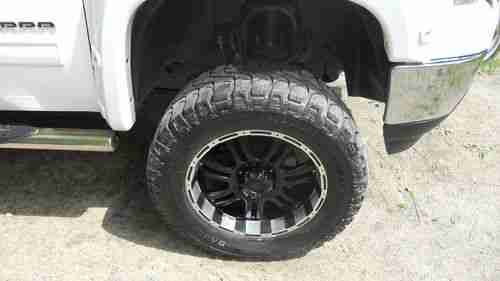 Lifted Gmc Sierra >> Sell used 2010 GMC Sierra / Silverado Crew SLE 1500 Z71 ... Lifted Gmc Sierra >> Sell used 2010 GMC Sierra / Silverado Crew SLE 1500 Z71 ...