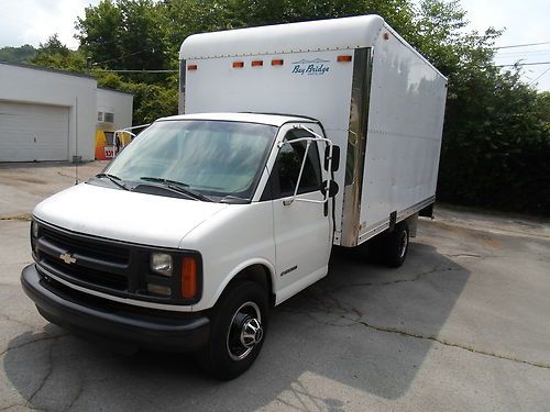1999 chevy express 3500 box truck
