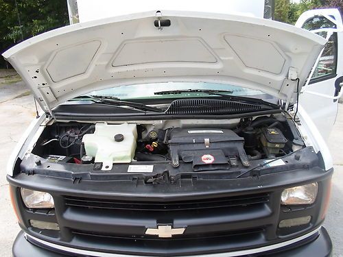 1999 chevy express 3500 box truck