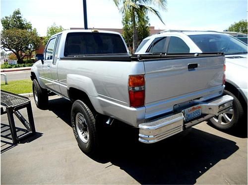 1987 toyota pickup 4x4 value