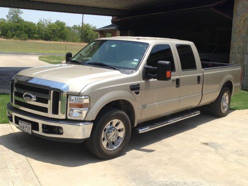 2009 f350 crew cab lariat 2wd srw 25,000 miles one owner mint condition v-10