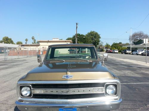 Chevy c/10 pickup truck with 454 bigblock 2wd, turbo automatic transmission
