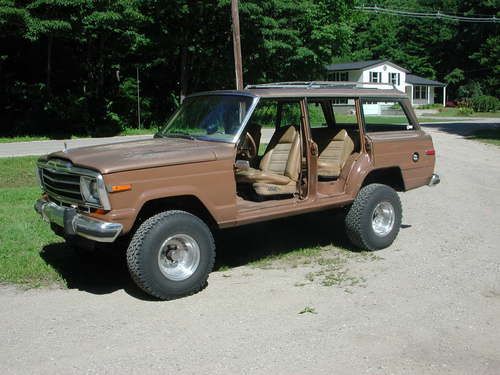 1988 jeep grand wagoneer 360 v 8 auto four wheel drive  lifted new tires bfg's