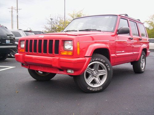 2000 jeep cherokee, 4.0 six cylinder 4x4, mechanics special, no reserve, going t