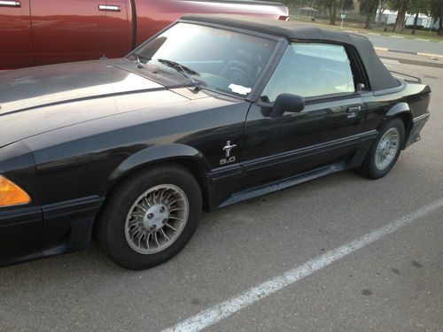 1990 ford mustang gt convertible 2-door 5.0l