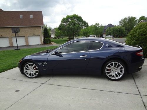 2010 maserati gran turismo---perfect condition---garage kept---dark blue