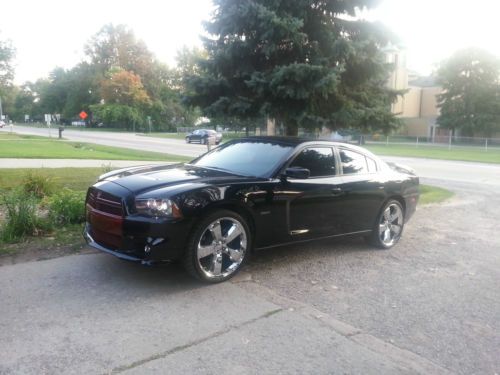 2012 dodge charger r/t hemi fully loaded red interior 2,280 miles rebuilt title
