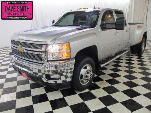 2013 dually, 4x4, tow hitch, parking sensors, trailer brake, heated leather