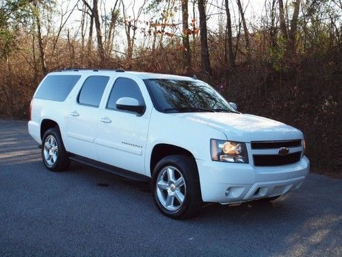 Chevy ltz 4x4 4wd sunroof navi navigation rear dvd entertainment