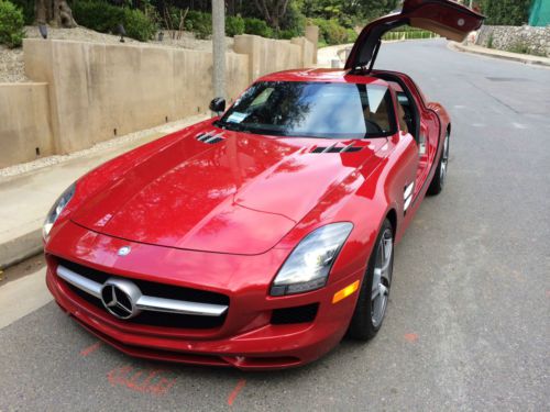 2012 mercedes sls coupe only 1500 miles sale or lease transfer