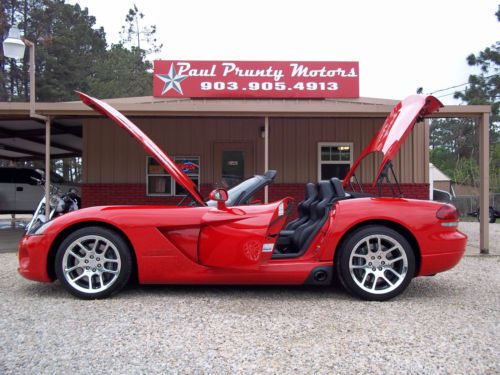 2003 dodge viper srt-10 convertible 2-door 8.3l