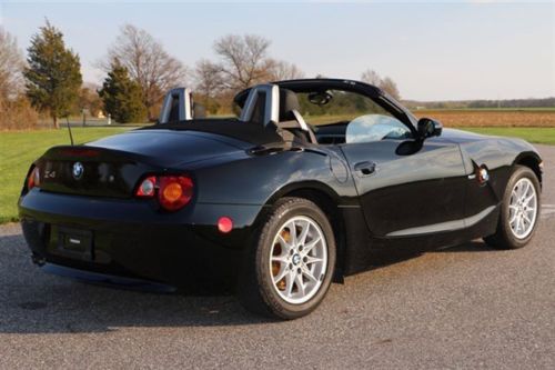 2004 bmw z4 2.5i roadster for sale~rebuilbable~easy fix~no frame or structure