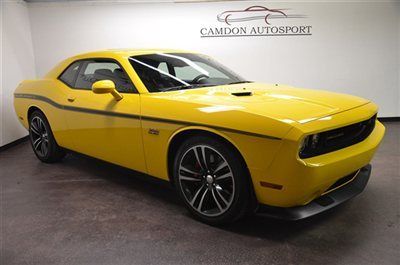 2012 dodge challenger 2dr cpe yellow jacket coupe