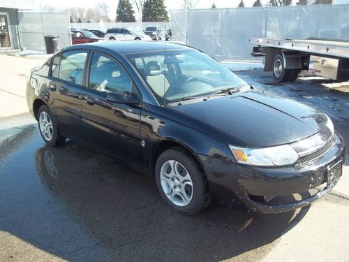2003 saturn ion wrecked/repairable/clean title/easy fix
