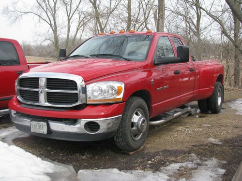 Dodge: ram 3500 slt dually towing package ext. cab high miles but runs great!!