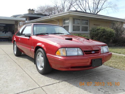 1990 lx 5.0 wild strawberry hatchback - no rust - ready to drive anywhere!!!!