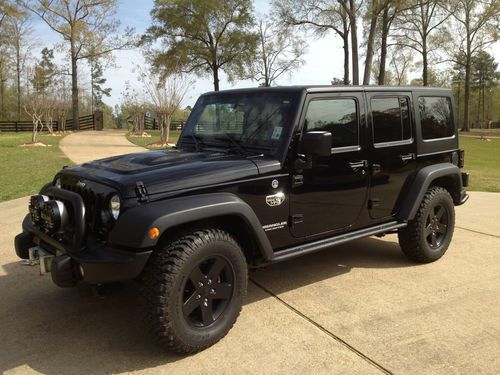 2012 jeep wrangler rubicon unlimited call of duty mw3