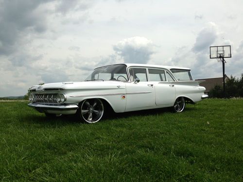 1959 chevrolet impala wagon 350 4 speed with air! drive anywhere no reserve!!!!!